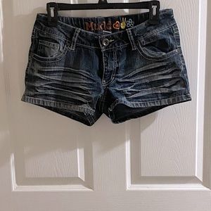 Jean shorts!